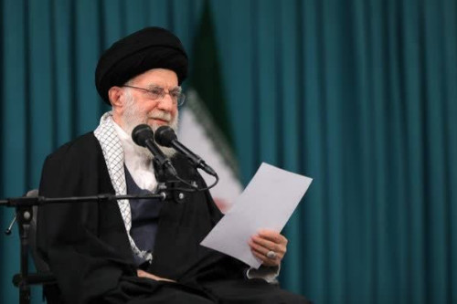 فایل متن دیدار رهبر معظم انقلاب با جبهه مردمی فرهنگی اجتماعی در تاریخ ۱۳۹۵/۰۸/۱۹ | مدرسه حرکت