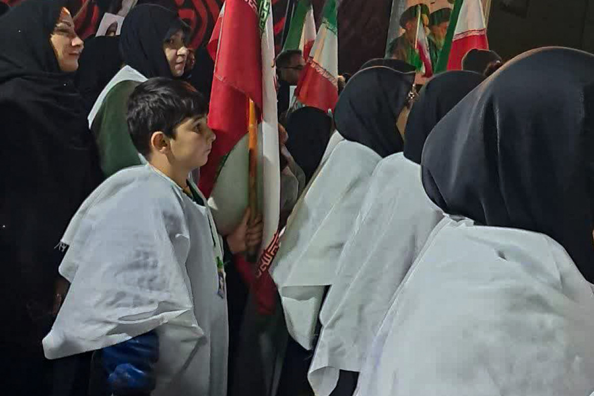یادداشت لبیک نوجوانان کفن پوش به رهبر سوم | مدرسه حرکت