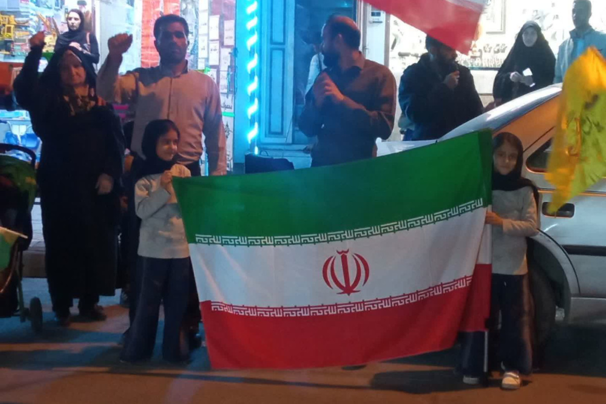 یادداشت کسبه در سنگر ایستادگی | مدرسه حرکت