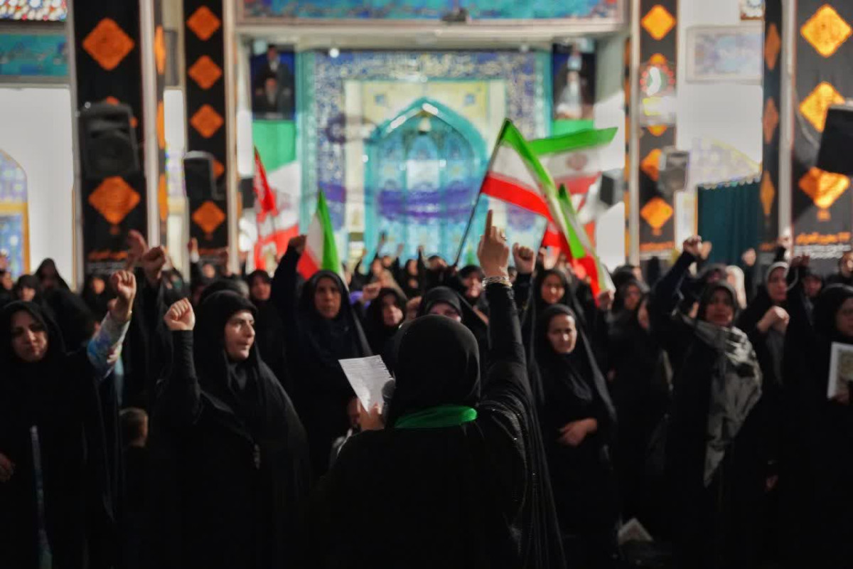 یادداشت هم‌عهدی بانوان شیرازی با شهدا | مدرسه حرکت
